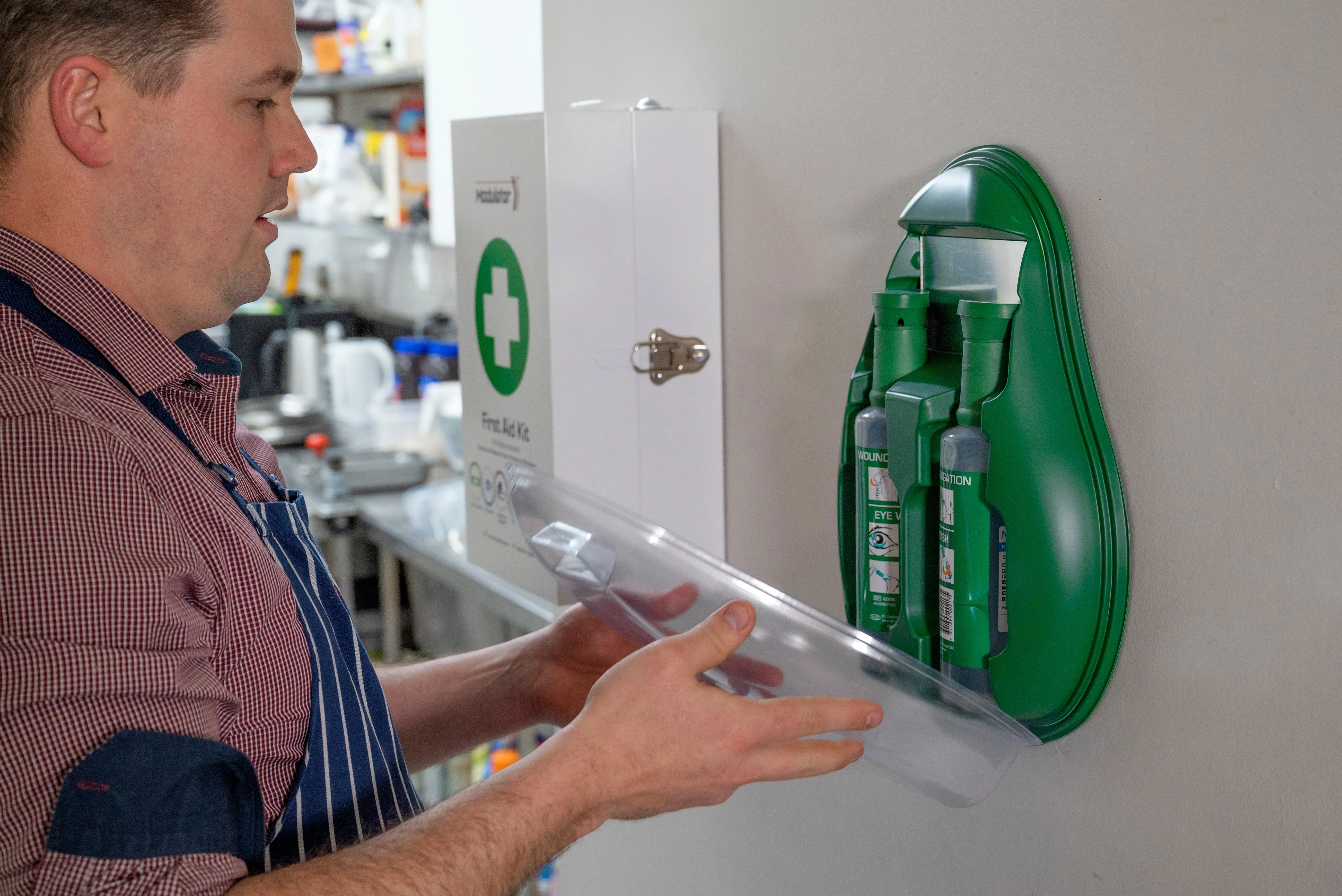AEROWASH Drop Eyewash Station (2 x 500mL bottles)