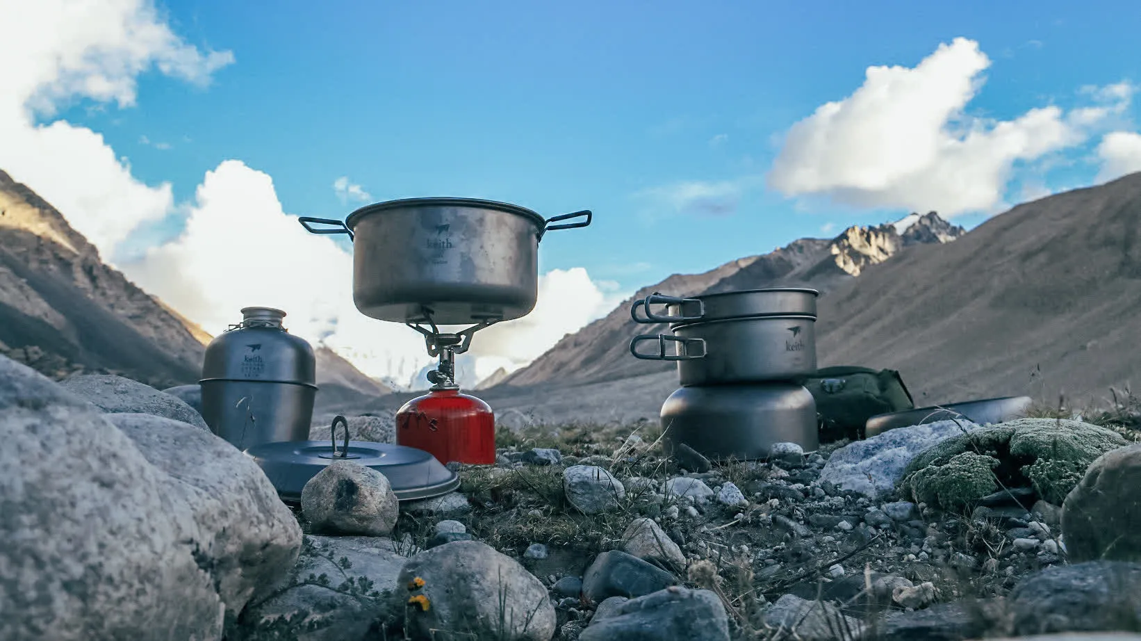 Casseroles de Camping en Titane