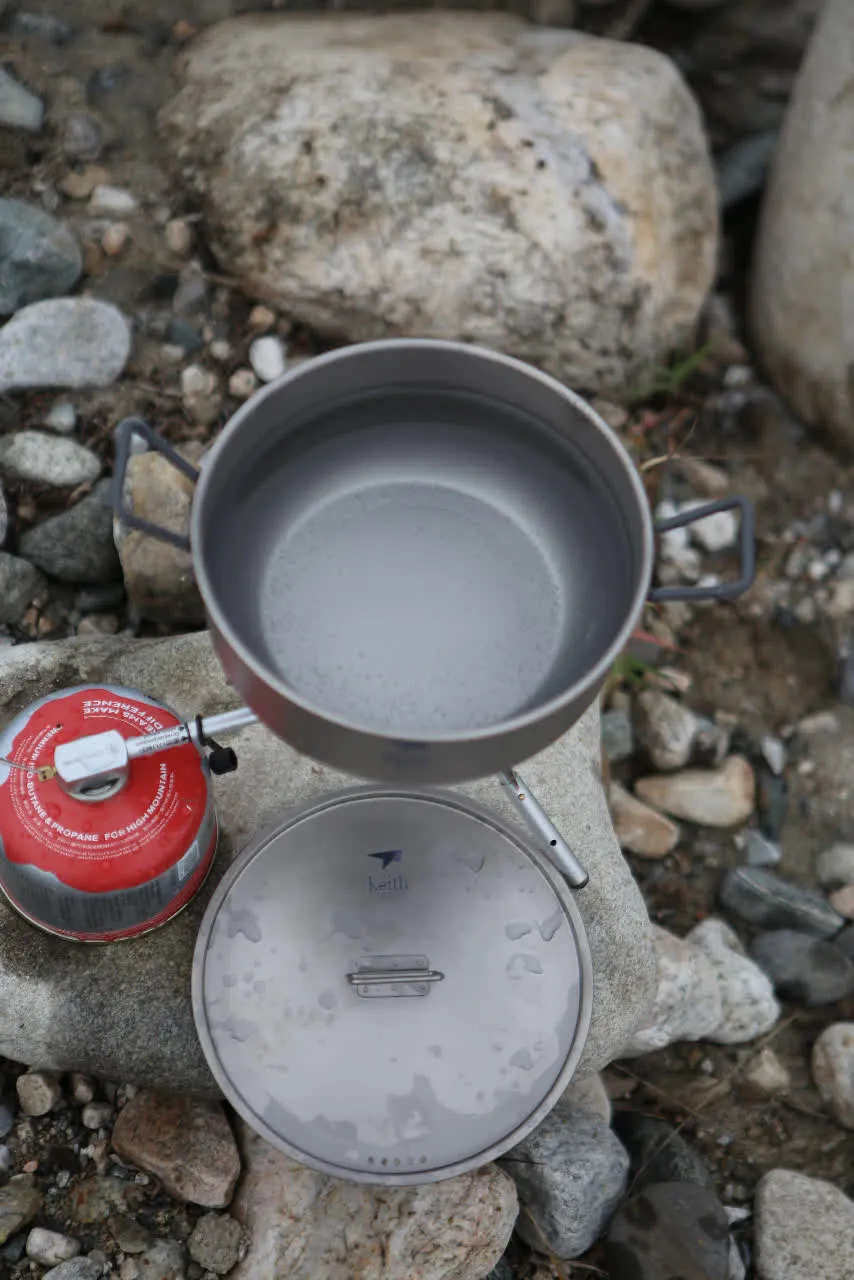 Casseroles de Camping en Titane