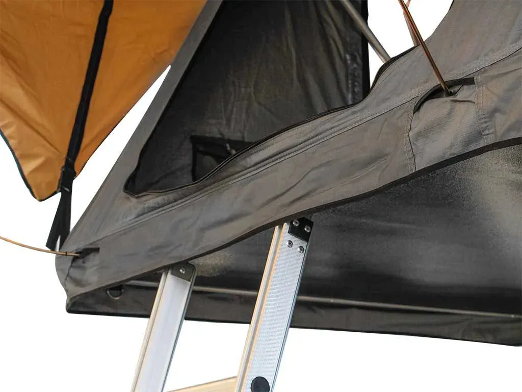 Featherlite Roof Top Tent - Front Runner - TENT031