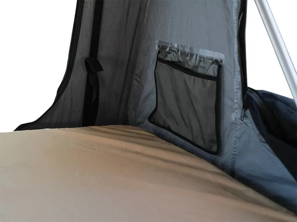 Featherlite Roof Top Tent - Front Runner - TENT031