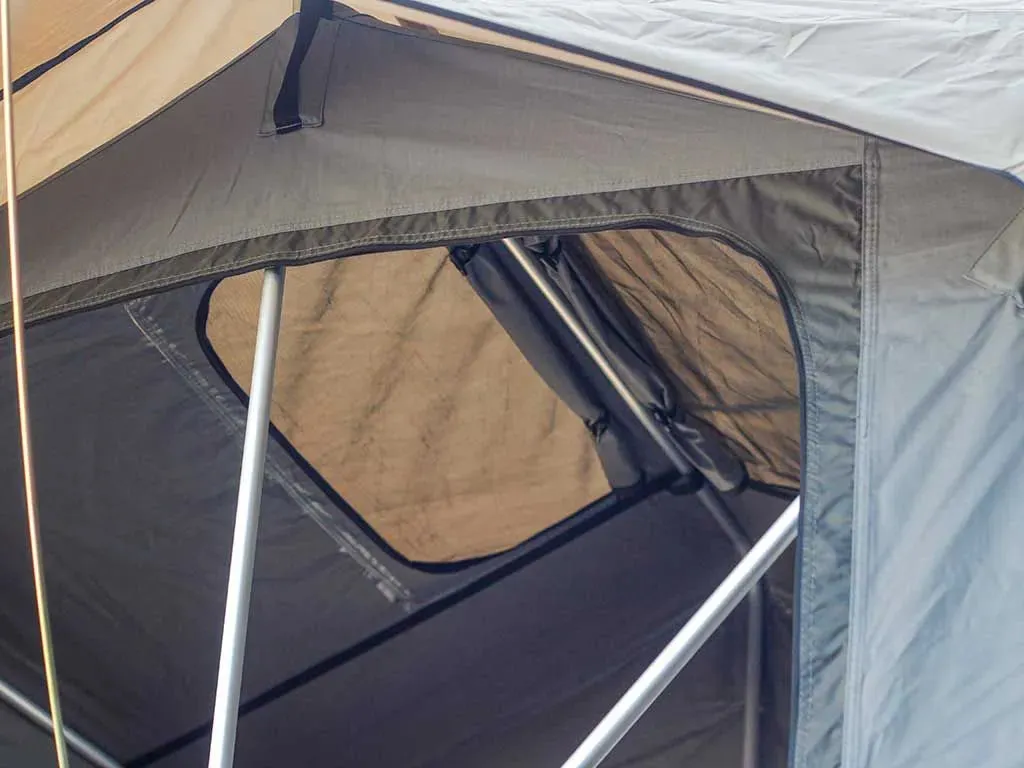 Featherlite Roof Top Tent - Front Runner - TENT031