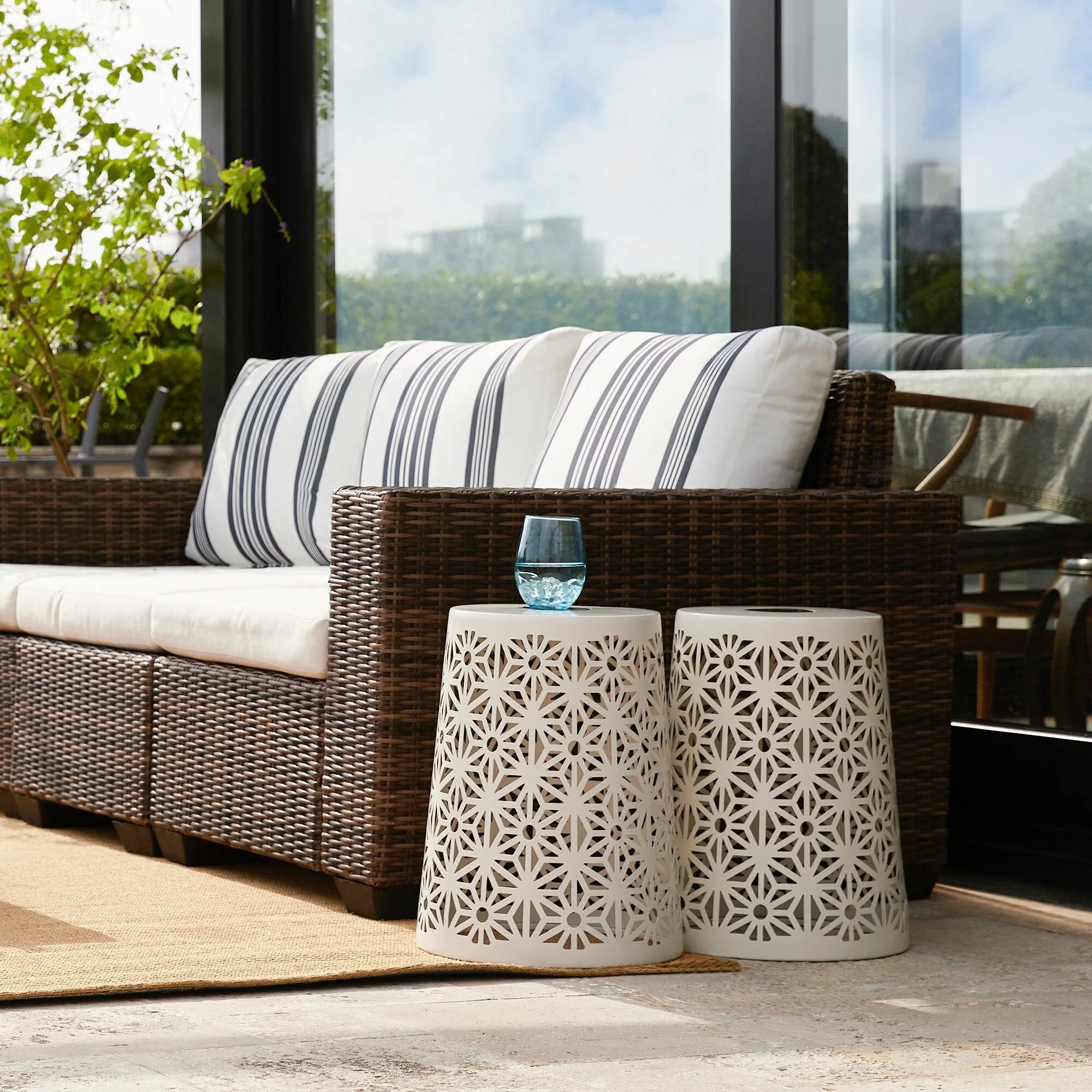 Glitzhome 17.5"H Set of 2 Cutout Geometric Pattern Solar Powdered LED Light Garden Stool