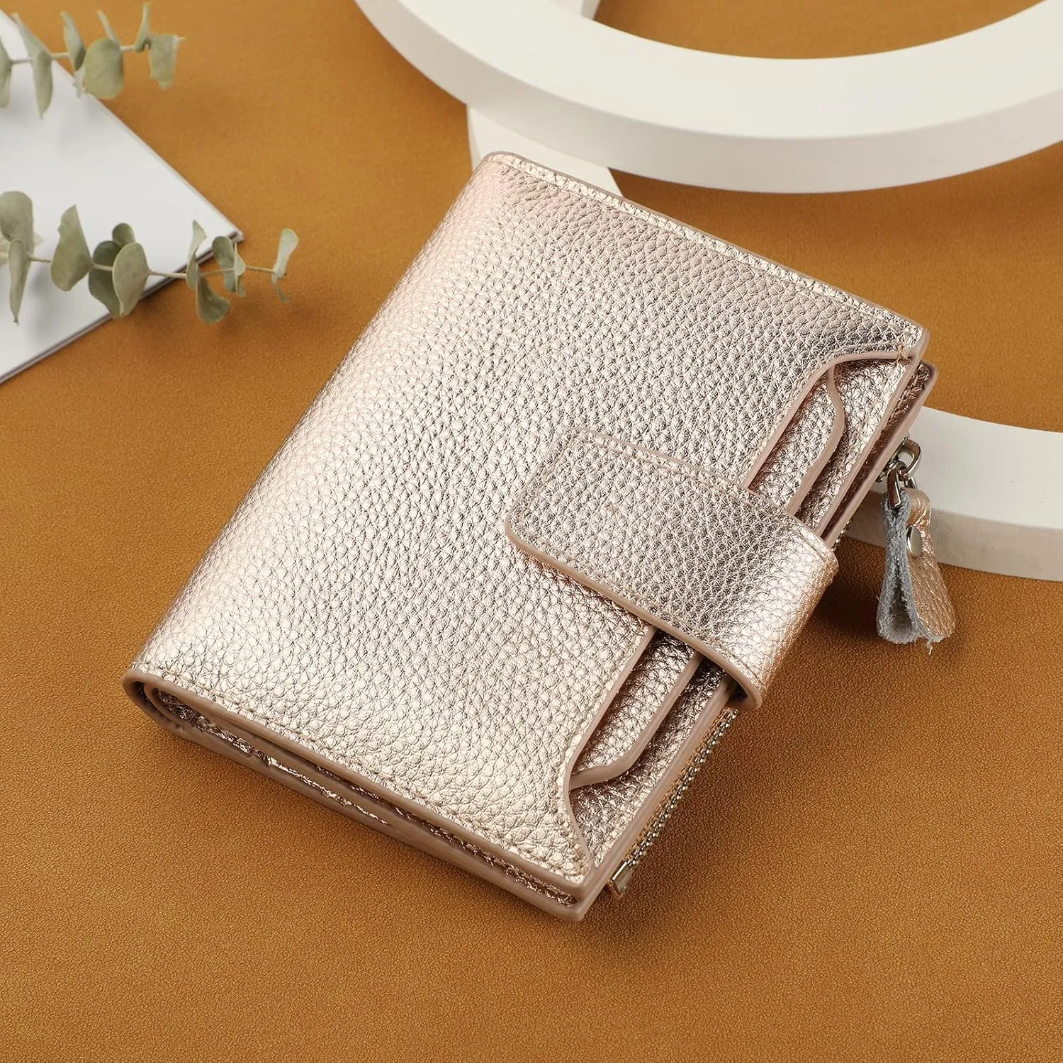 Lavemi Small Compact Women Wallet RFID Blocking Genuine Leather Bifold Purse with ID Windows