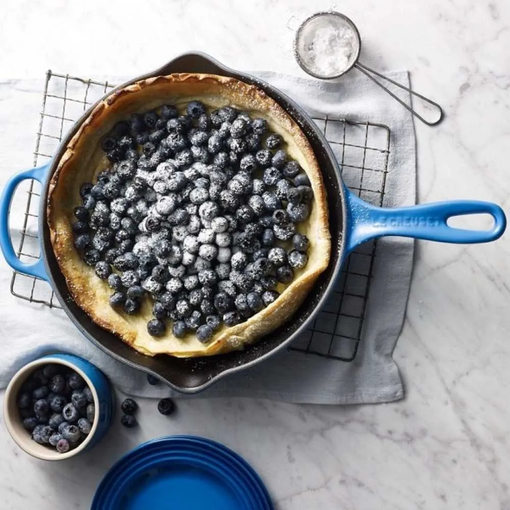 Le Creuset Signature cast iron round Skillet