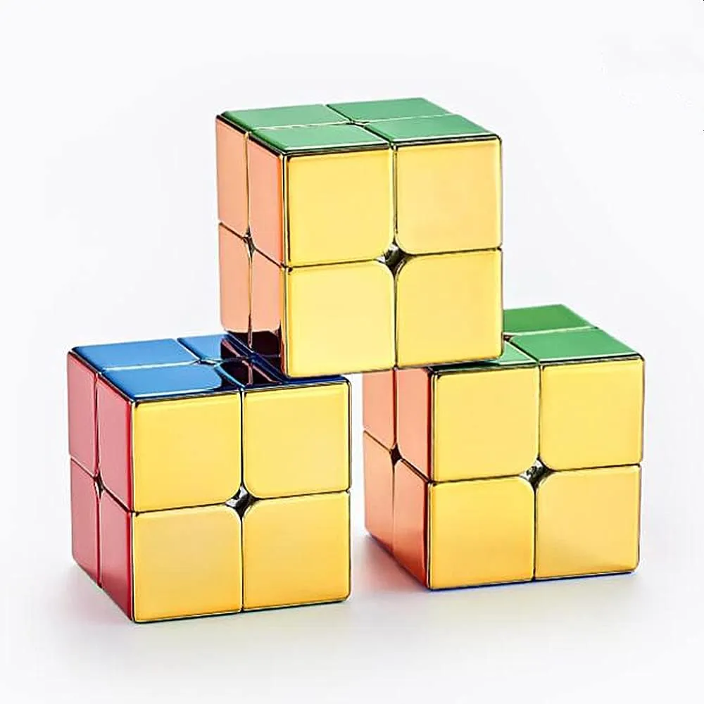LiangCuber Cyclone Boys 2x2 Magnetic Speed Cube Stickerless Mirror Reflective Cube Shiny Cube Puzzle