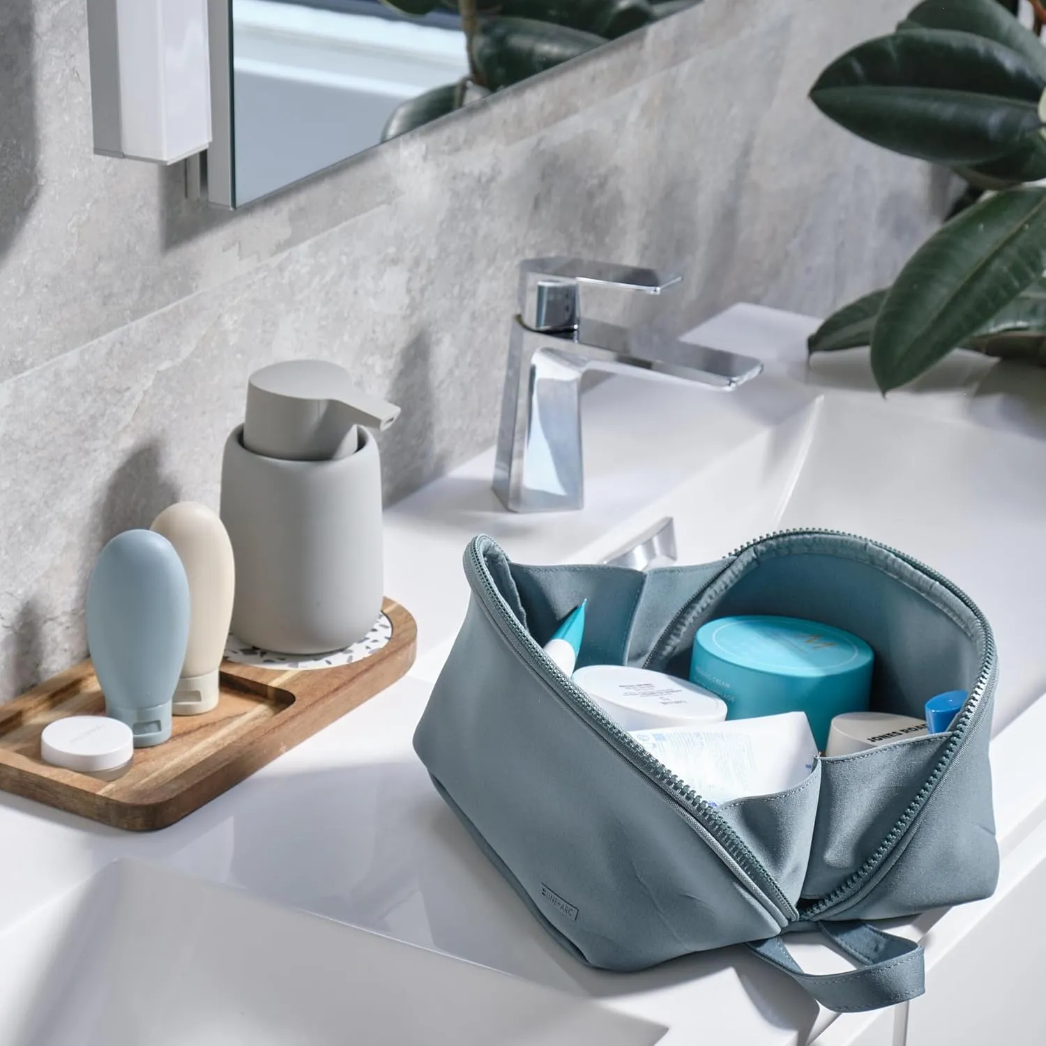 LINE ARC Machine-Washable Neoprene Toiletry Bag (Granite) Modern Gray Heather Dopp Kit Soft Insulation Cosmetics Makeup Travel Skincare Shaving Large Case Men Women Overnight Easy-to-Clean