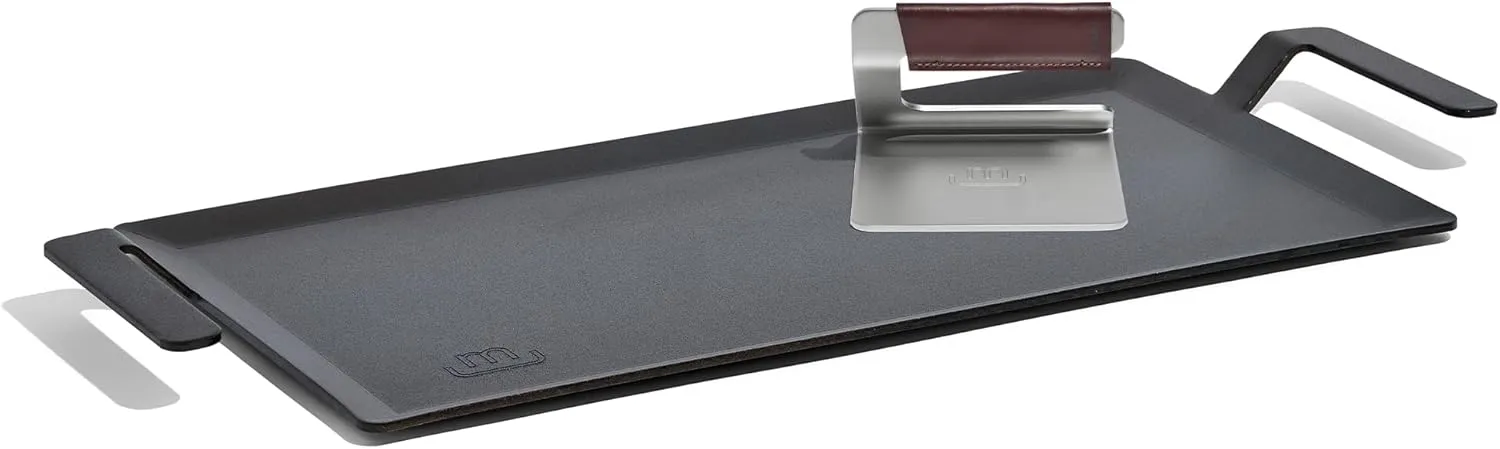 Made In Cookware - Carbon Steel Griddle   Grill Press - (Like Cast Iron, but Better) - Professional Cookware - Crafted in Sweden - Induction Compatible