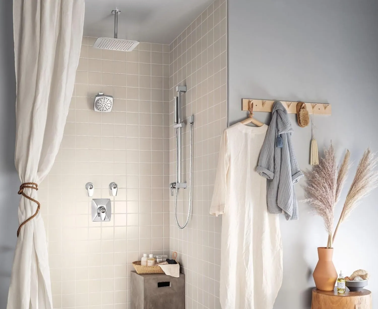 Moen Chrome Bathroom 12-Inch Wide Razor Thin Rain Shower Head, S1004