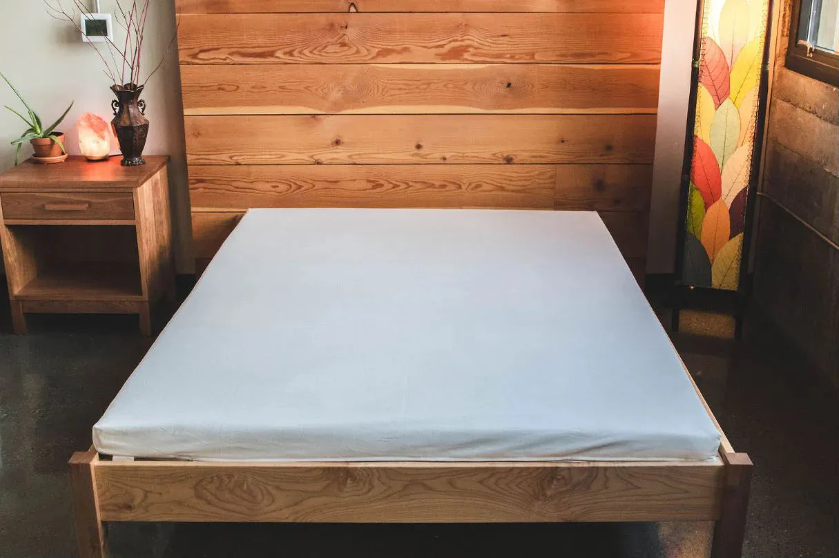 Natural Wool and Latex Shikibuton by Holy Lamb Organics