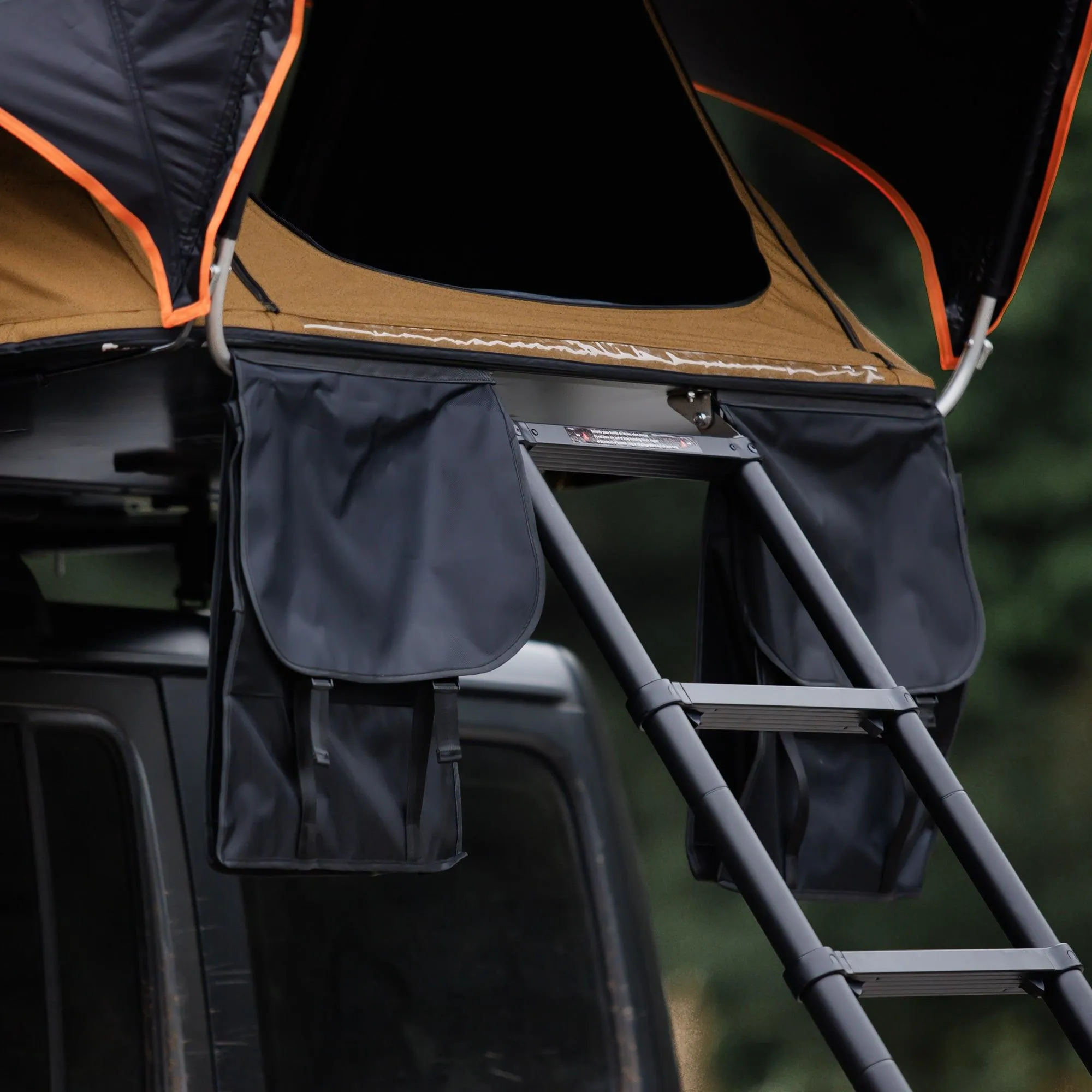 Naturnest Sirius 2 Clamshell Rooftop Tent
