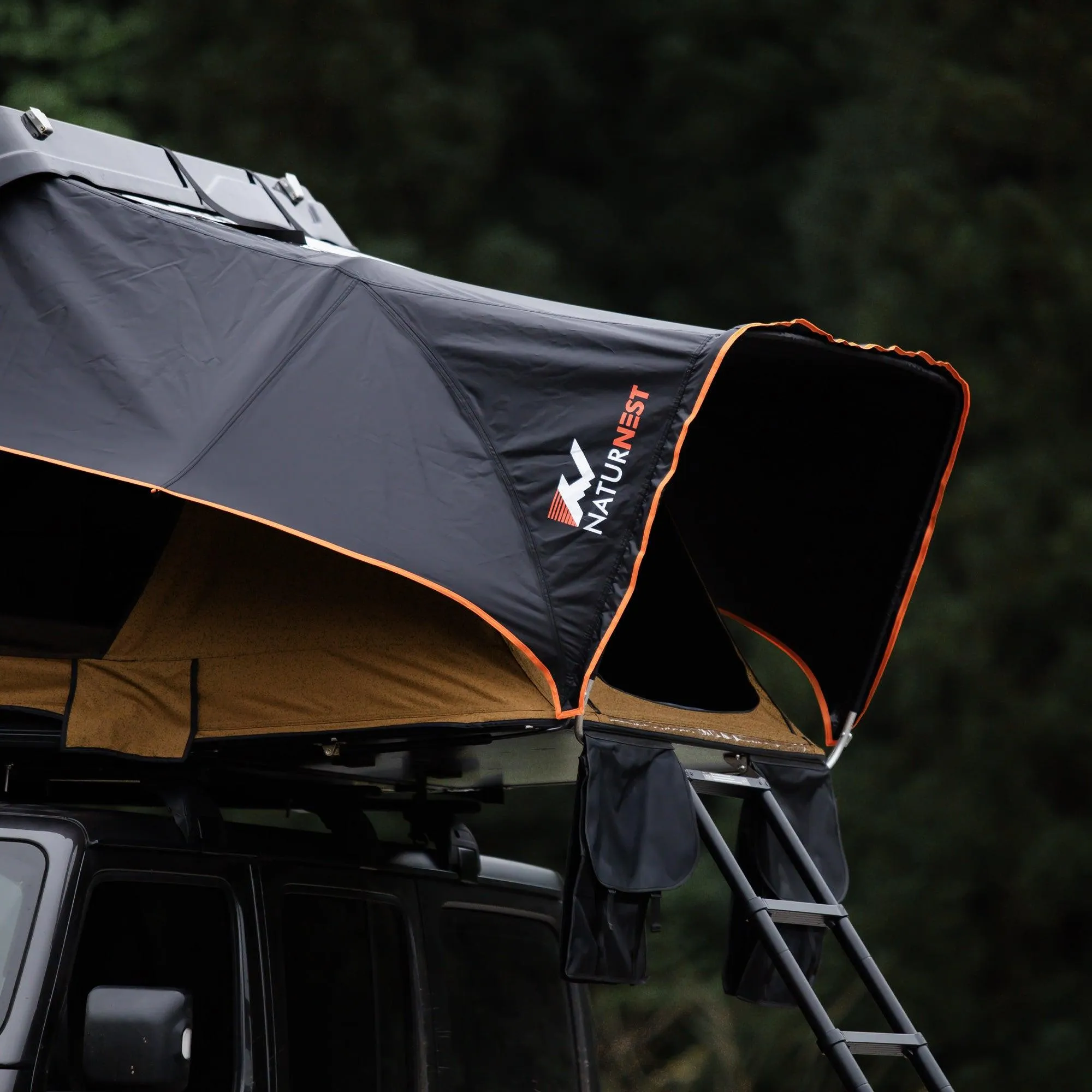 Naturnest Sirius 2 Clamshell Rooftop Tent