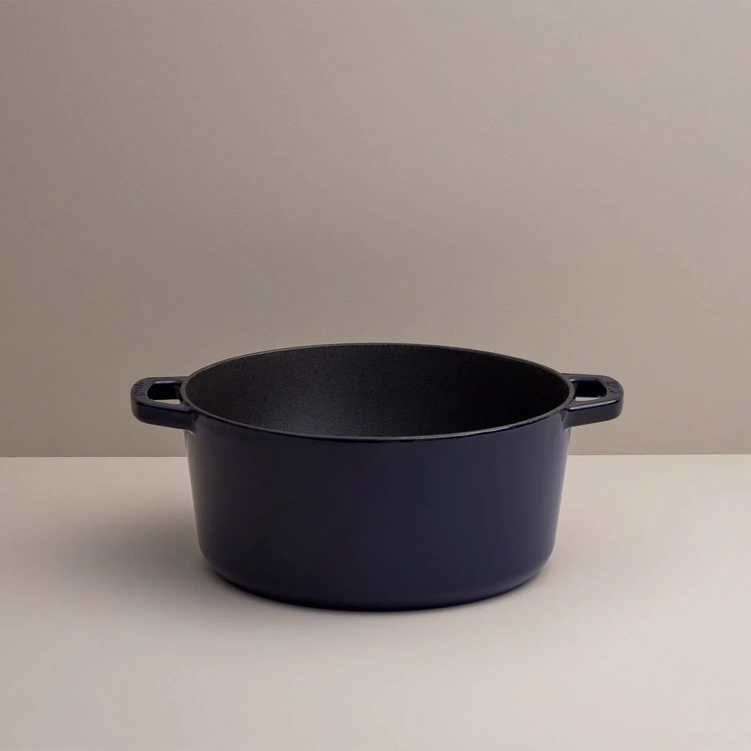 Navy Blue Classic Dutch Oven