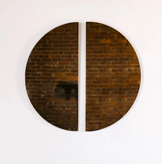 "Aria Refract"-Circle Reflected Mirror Set
