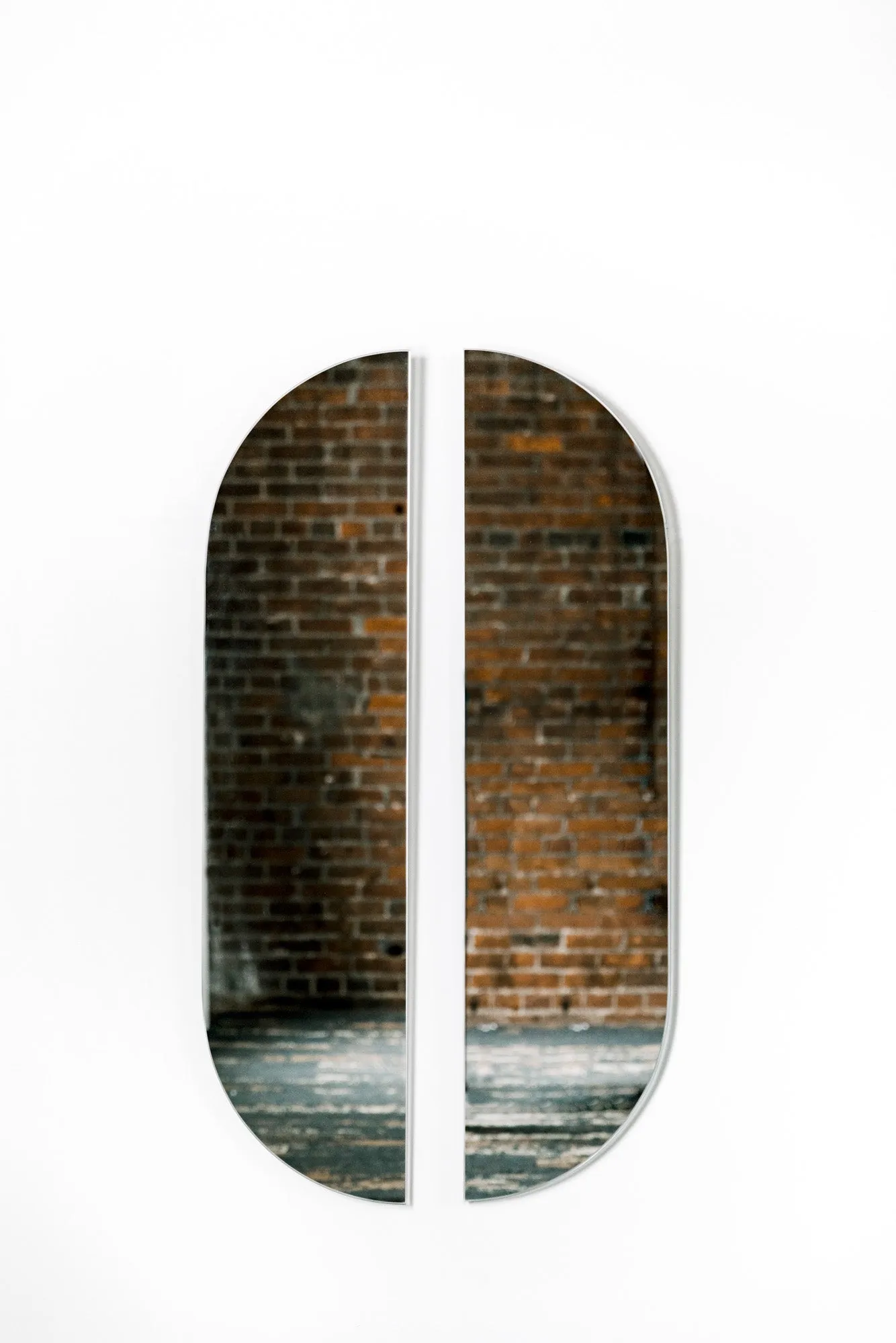 "Aria Refract"- Racetrack Mirror Reflected Set in Clear Tint