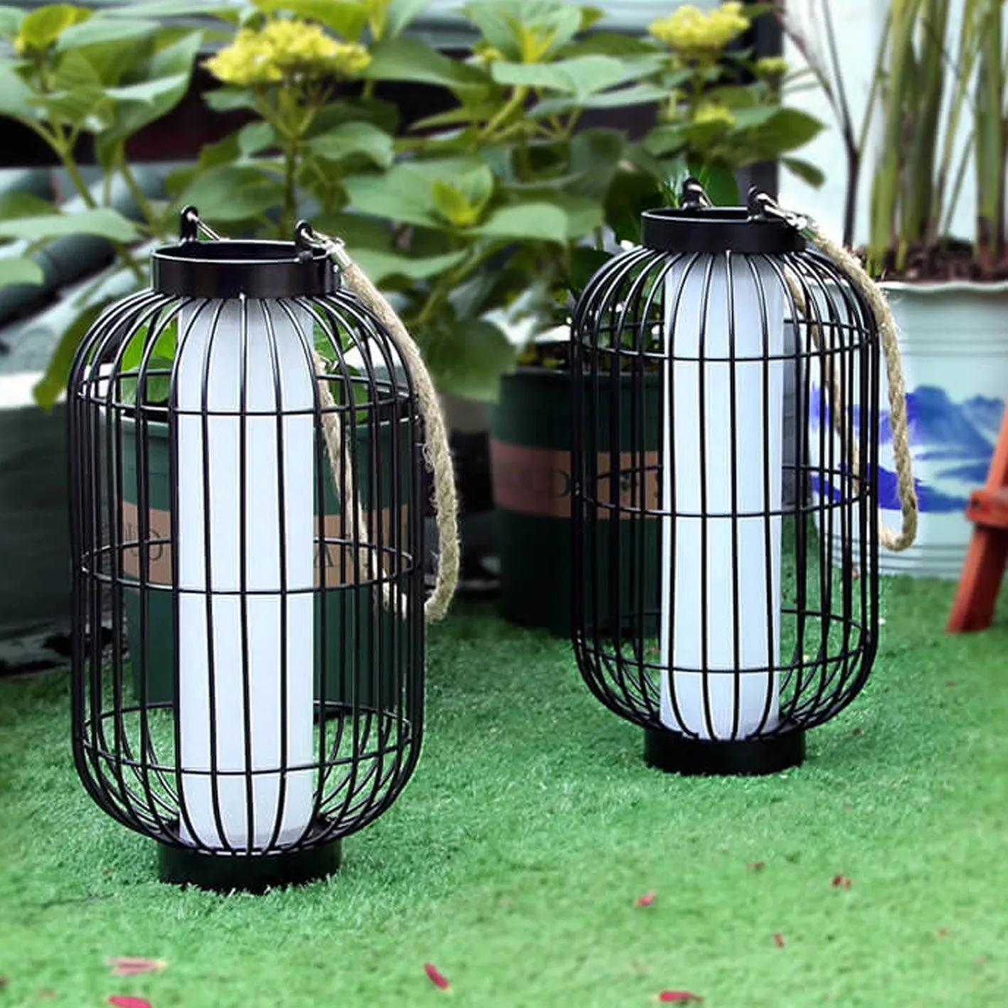 Rynx | Solar-Chinese striped lantern design LED outdoor hanging garden decor light