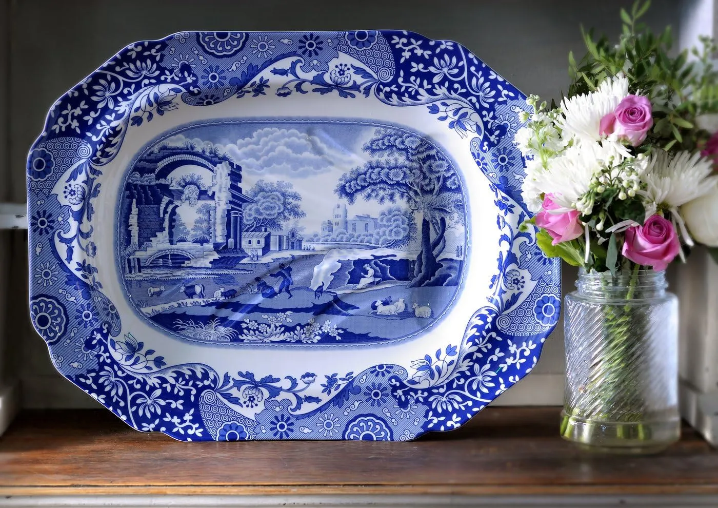 Spode Blue Italian Medium Oval Platter | 14 Inch Serving Platter for Dessert, Appetizers, and Snacks | Made from Fine Porcelain | Microwave and Dishwasher Safe