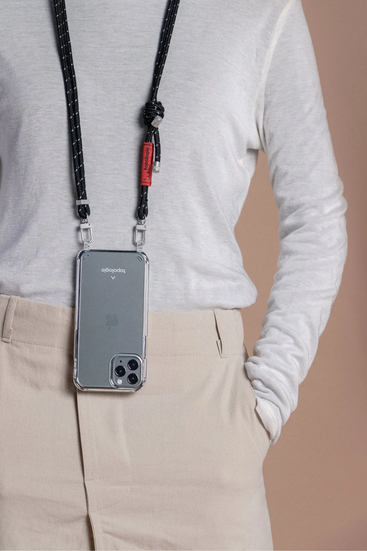 Verdon iPhone Case / Dark Mirror / 6.0mm Black Reflective