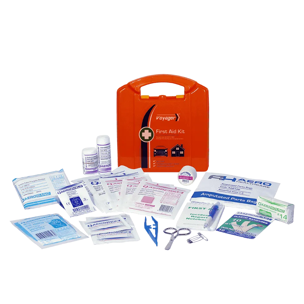 VOYAGER Neat First Aid Kit
